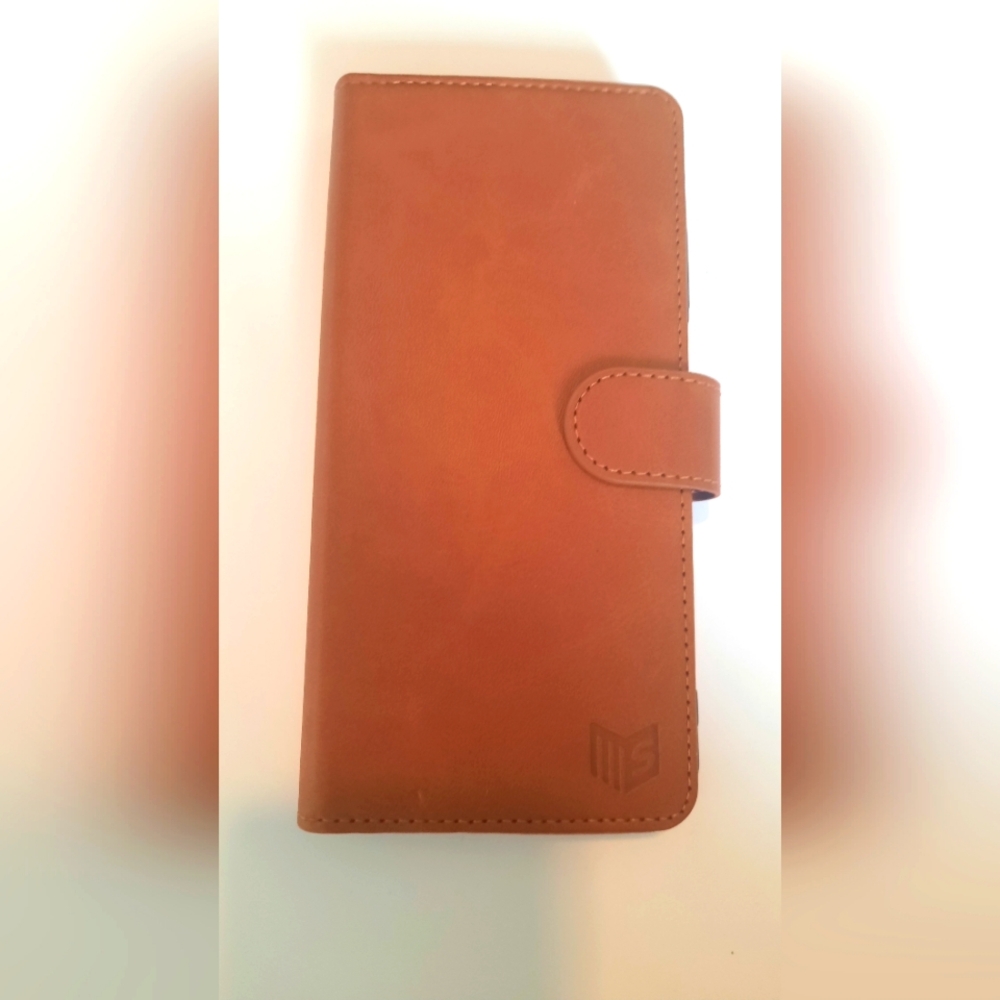 Samsung S23 phone case brown